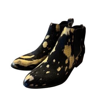Kaanas Anthro Black Gold Calf Hair Chelsea Ankle Boots Women's Size 8 Leather